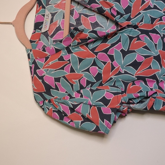 Compania Fantastica Ruffled Short Sleeve Abstract Leaves/Floral Print Shirt - Picture 3 of 8